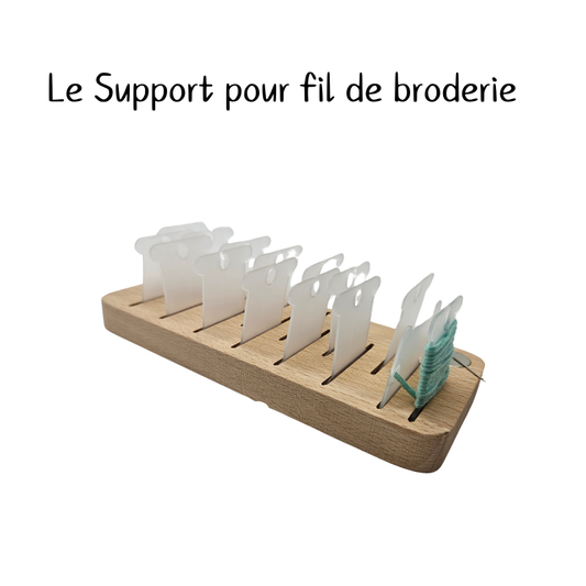 Support pour bobinette de fil à broder